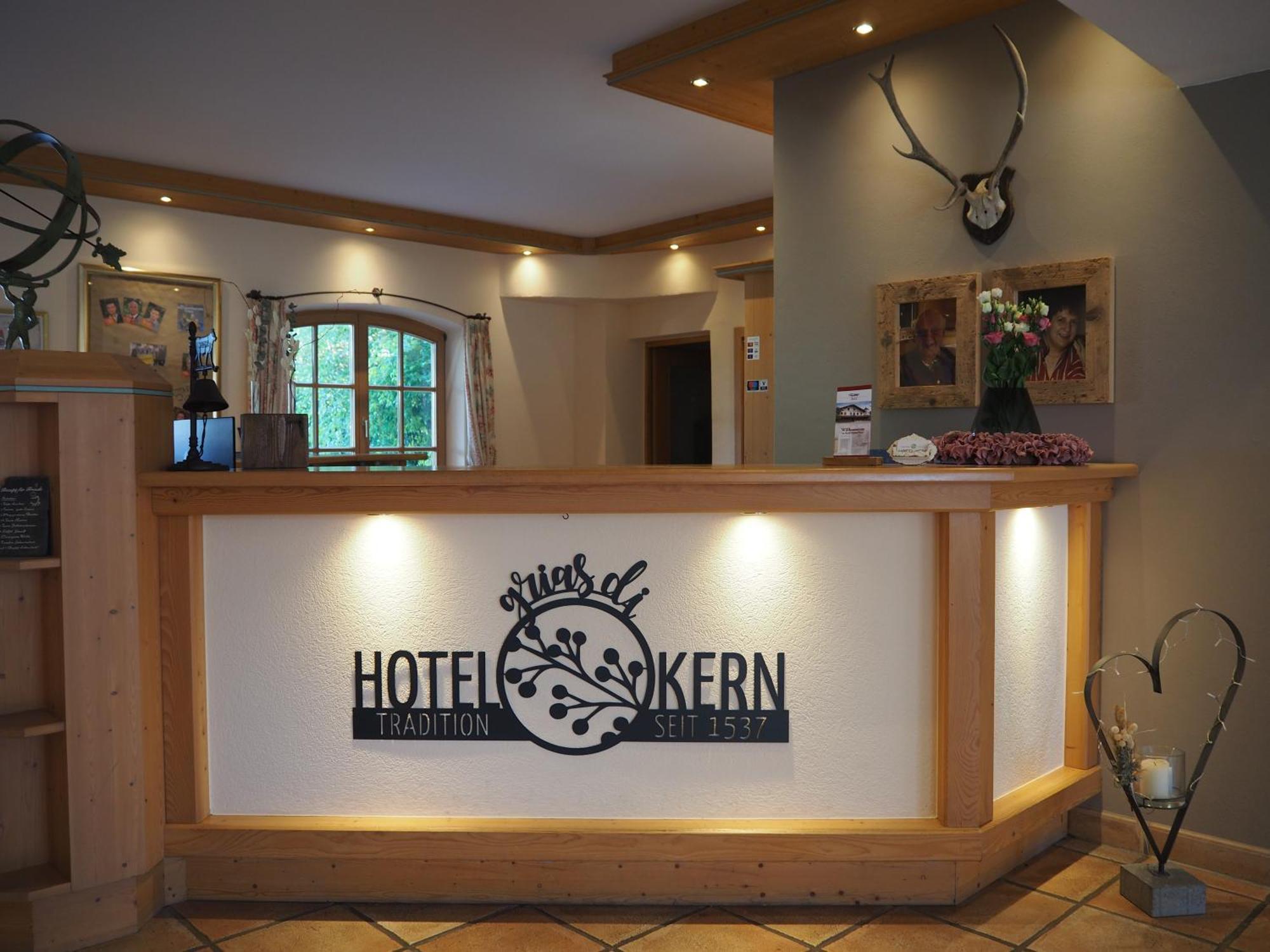Hotel Garni Kern Halfing Eksteriør bilde